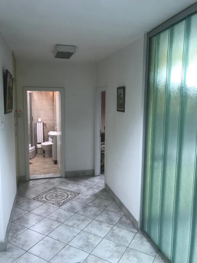 Kalamaras Apartments Скопье Экстерьер фото